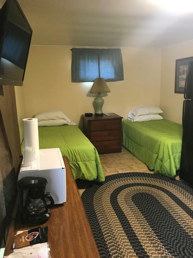 Evergreen Motel Осуиго Экстерьер фото
