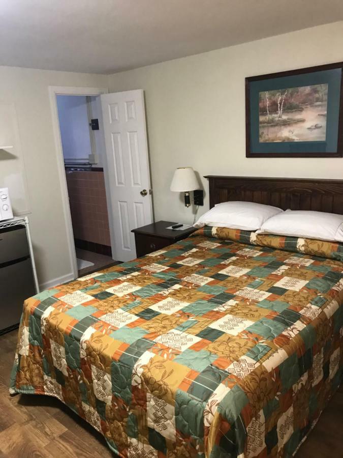 Evergreen Motel Осуиго Экстерьер фото