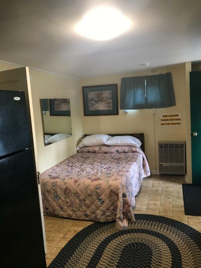 Evergreen Motel Осуиго Экстерьер фото