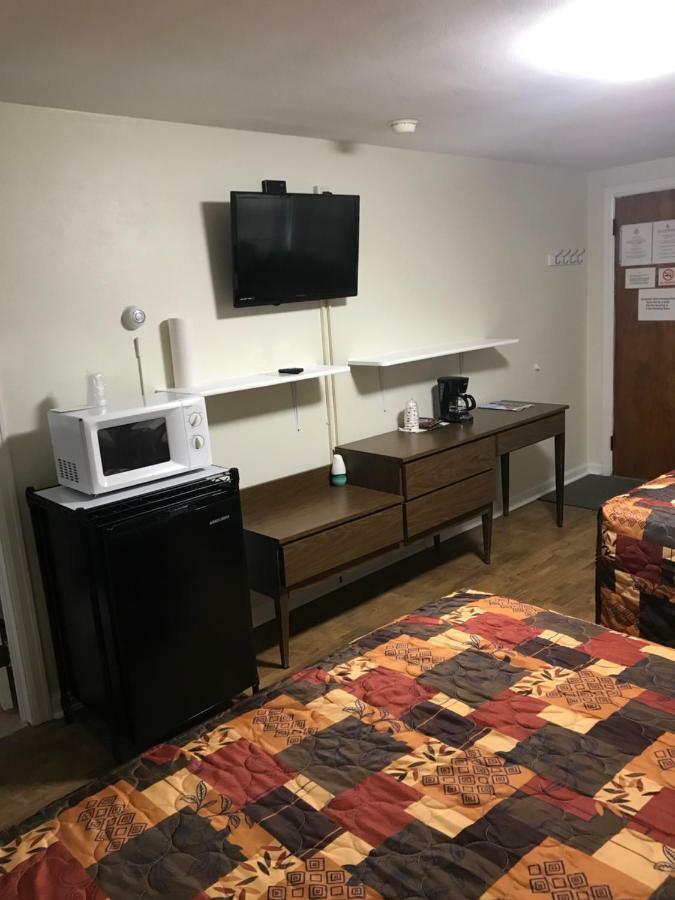 Evergreen Motel Осуиго Экстерьер фото